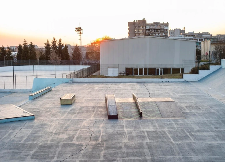 Flat Roof Repair and Replacement Services